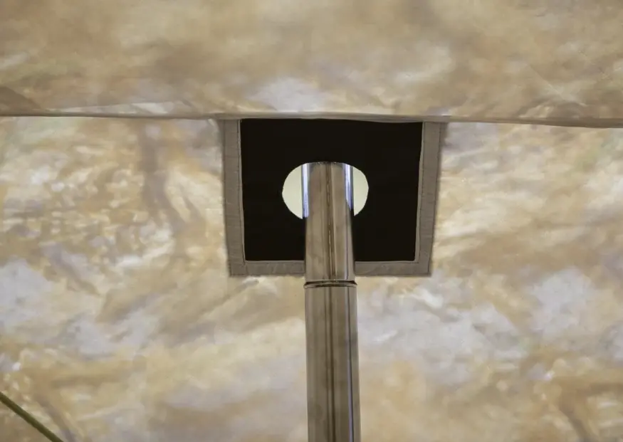 Палатка зимняя КУБ 4 камуфляж (трехслойная), с навесом, швы проклеены